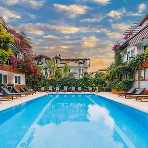 Ten Apart Hotel Фетхие